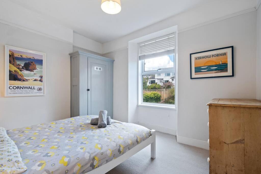 Pendennis - Bright Victorian Flat, Sea Views & Close To Beach ฟาลมัธ ภายนอก รูปภาพ